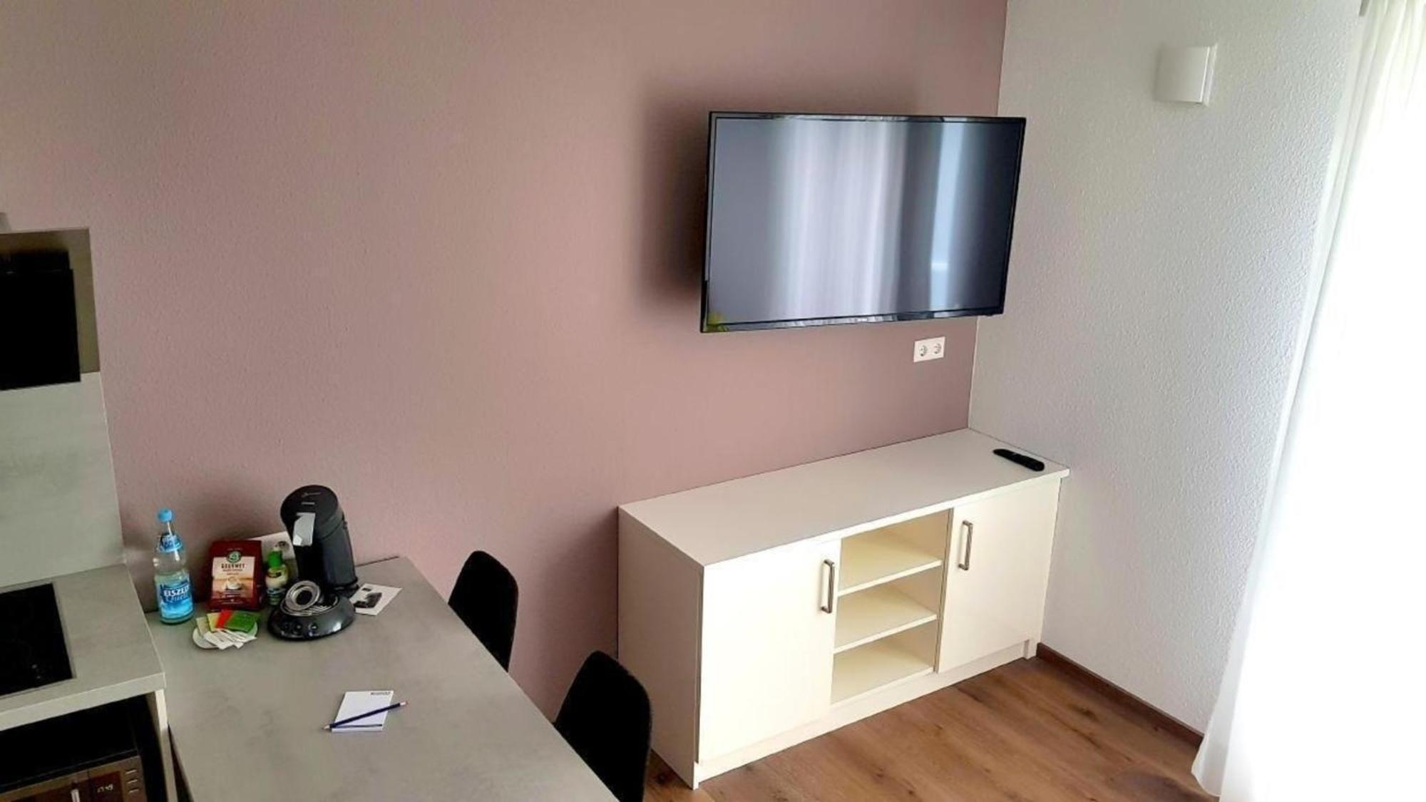 Wohnung In Neckarwestheim Luaran gambar